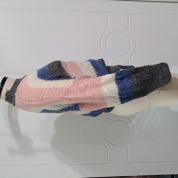 Light open knit striped sweater - Picture 3 of 6